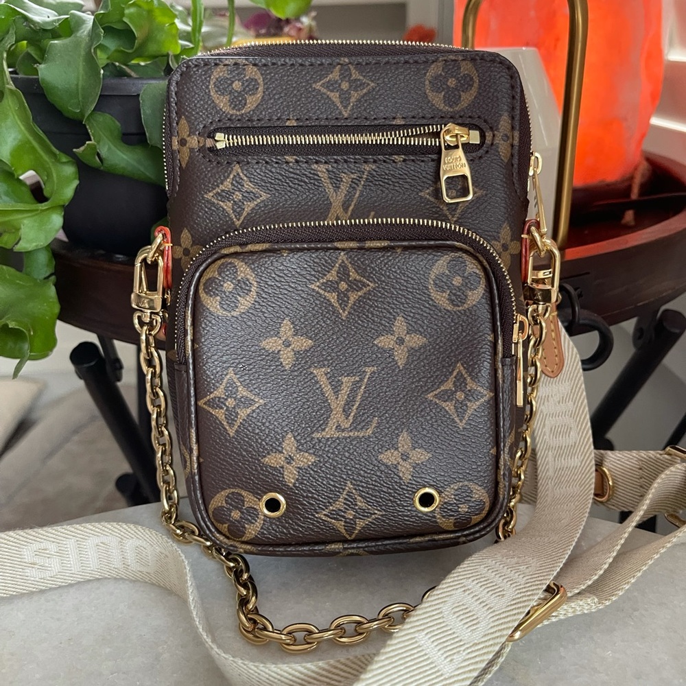 Authentic Louis Vuitton utility bag